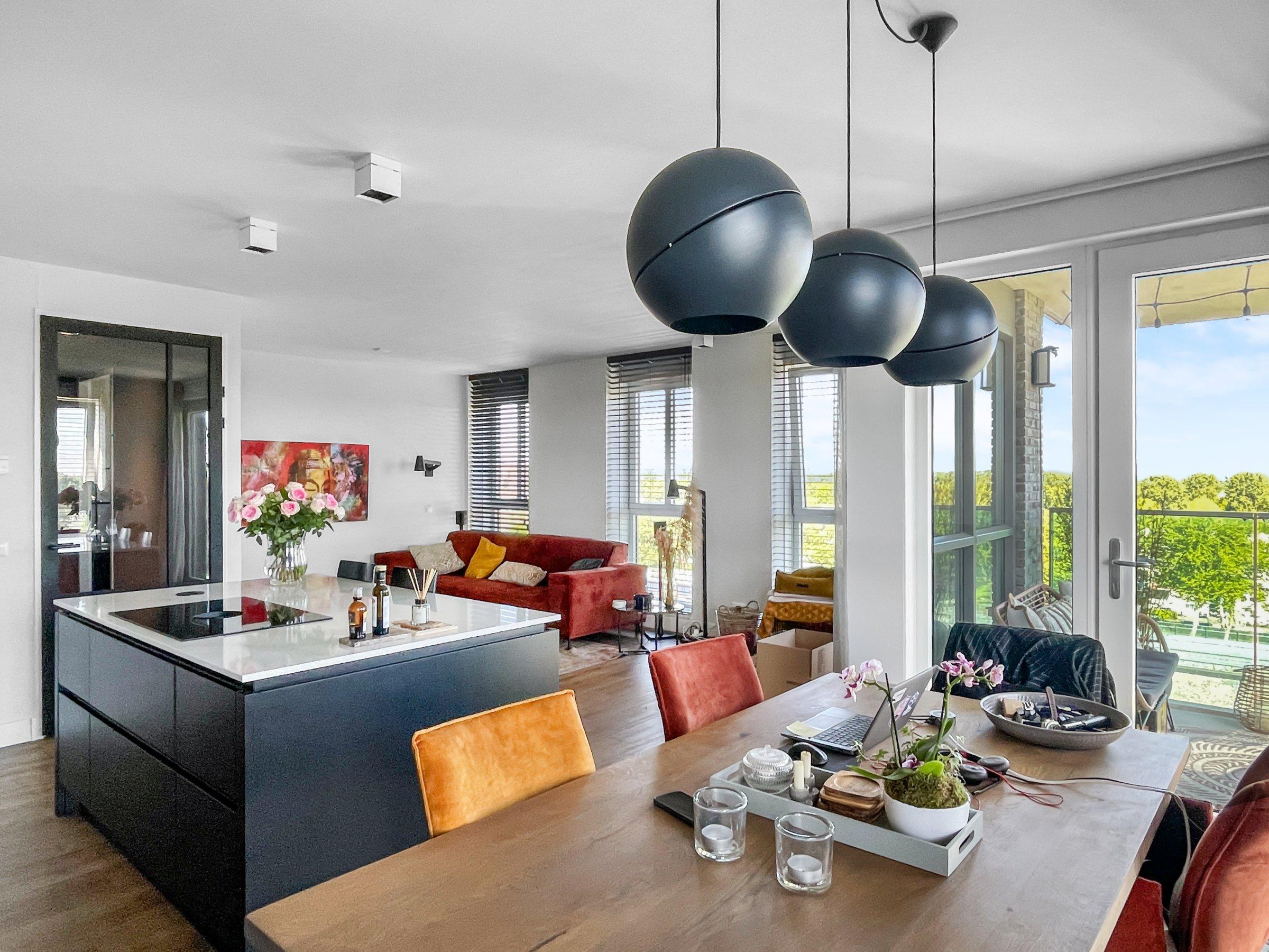 Appartement te huur: Buenos Airesstraat, Almere