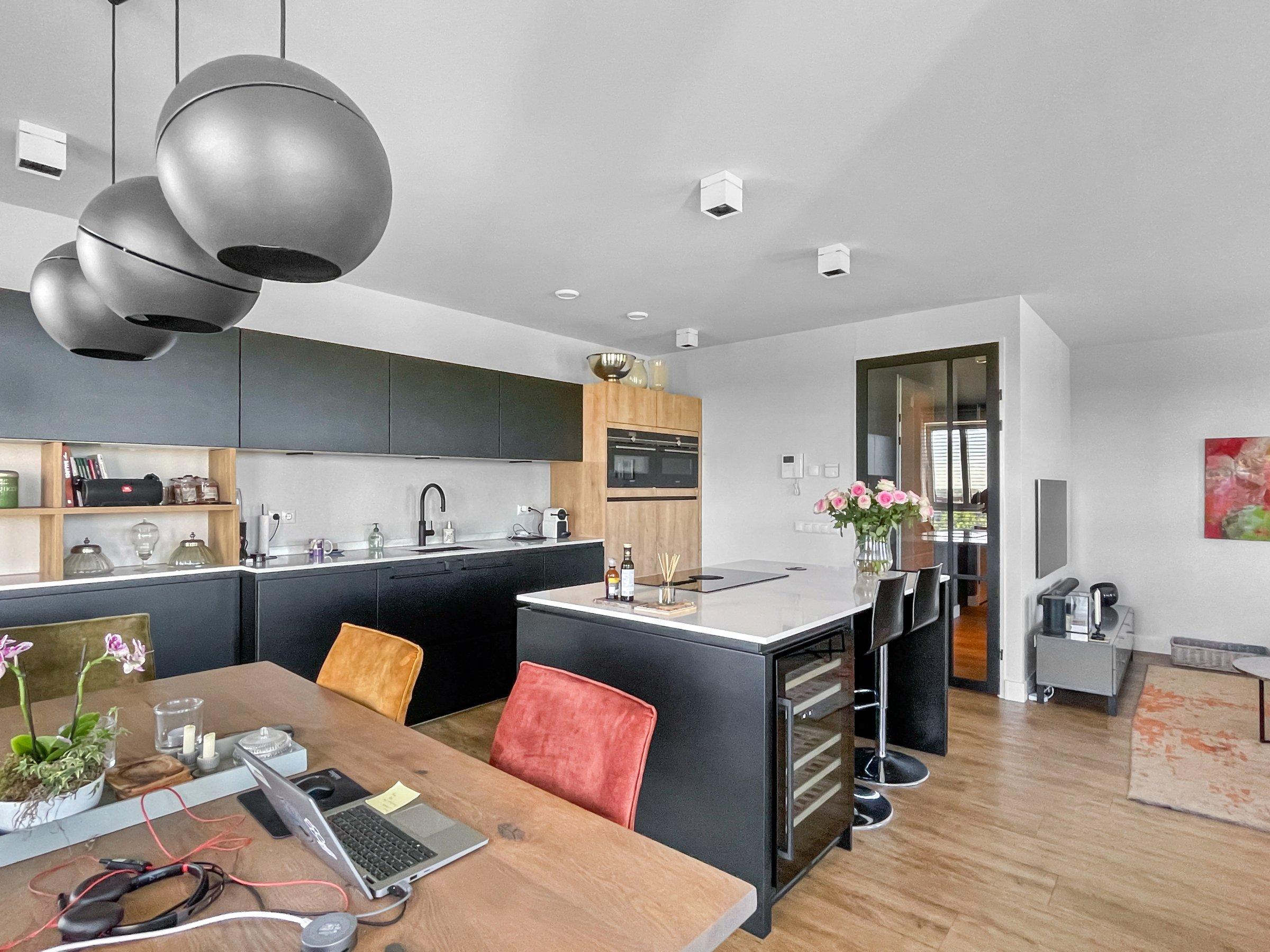 Appartement te huur: Buenos Airesstraat, Almere