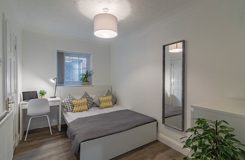 Room Dereham Road in Norwich