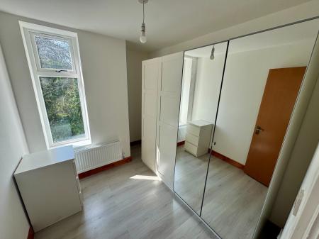 Flat Buchanan Avenue in Bloxwich