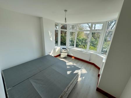 Flat Buchanan Avenue in Bloxwich