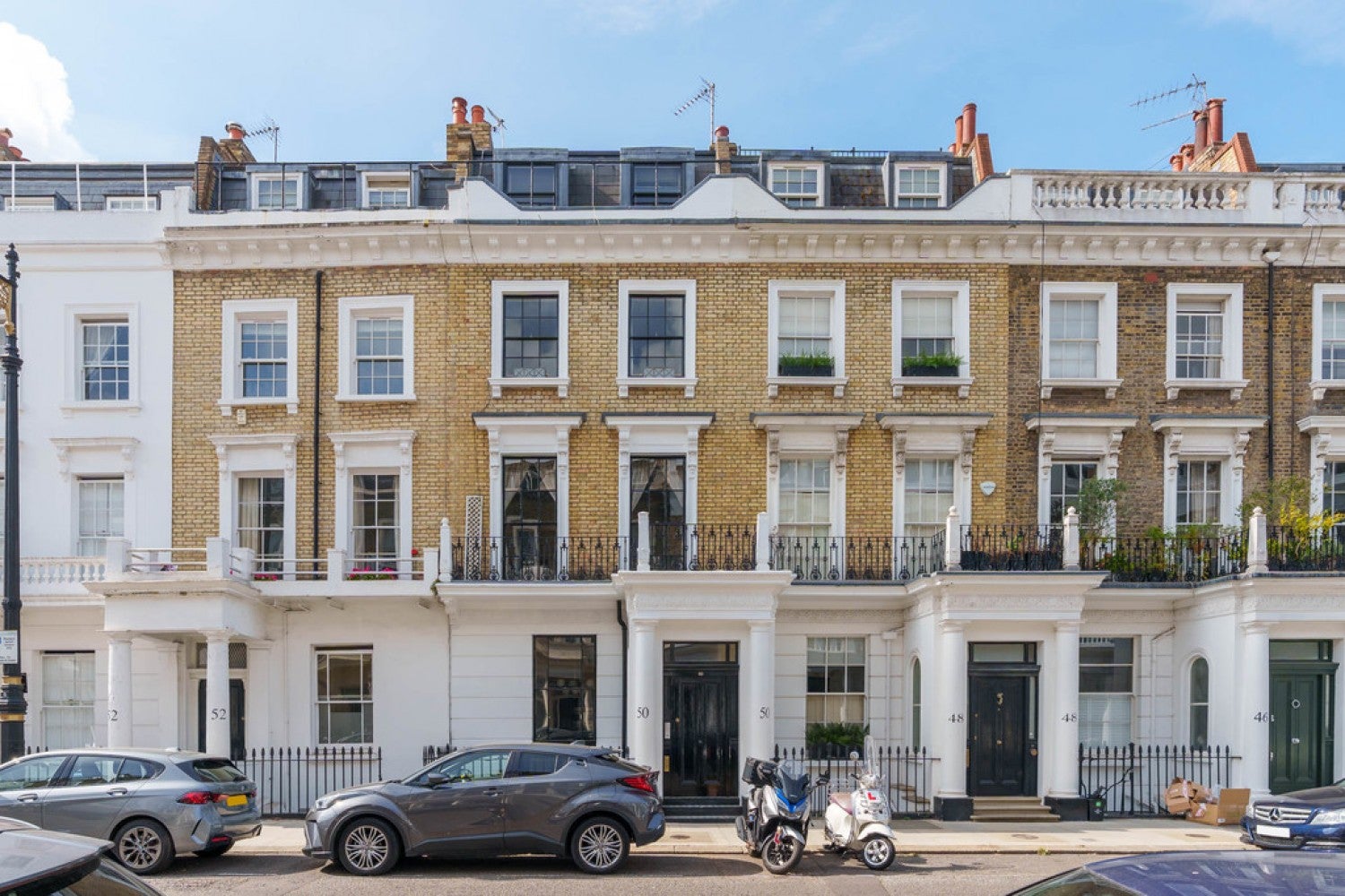 Flat Alderney Street in City of Westminster