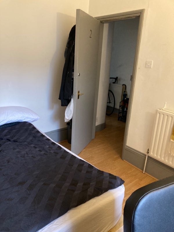 Room Wansey Street in Greater London