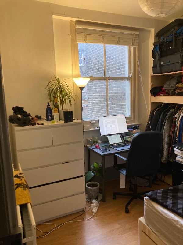 Room Wansey Street in Greater London