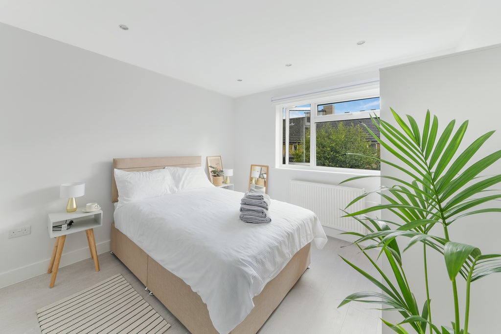 House Dray Gardens in Greater London