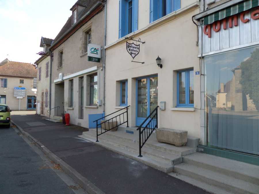 Maison Route de Villefranche-d'Allier à Tortezais