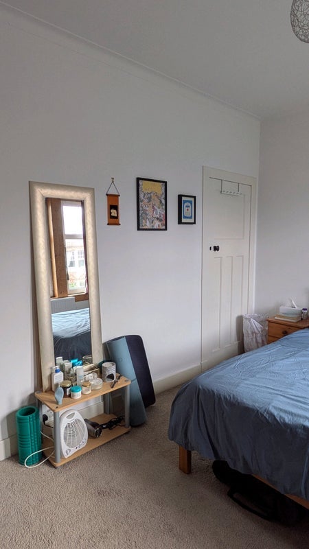 Room Comely Bank Road in City of Edinburgh