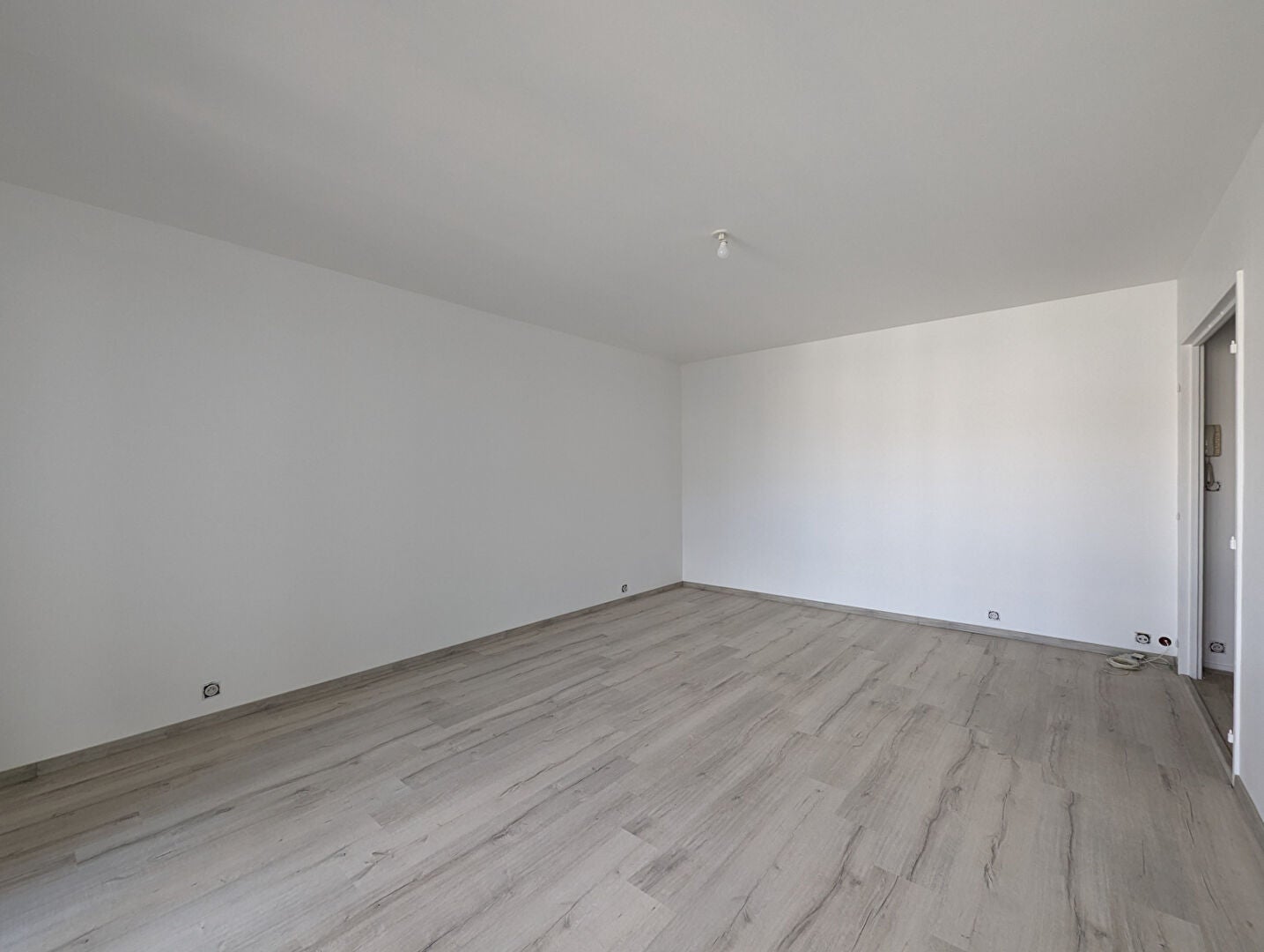 Flat Rue Ponsardin in Reims