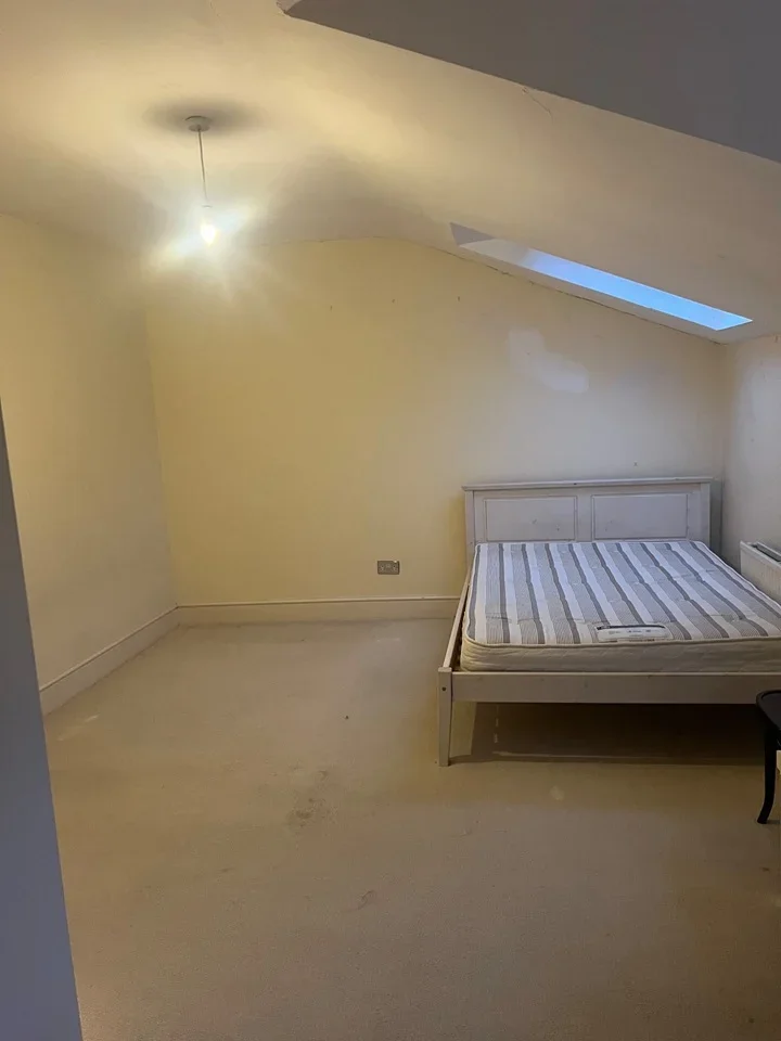 Flat Royal Park in Bristol