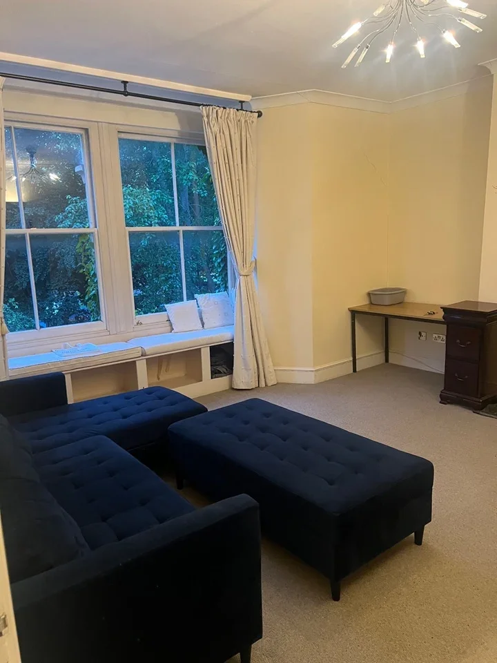 Flat Royal Park in Bristol