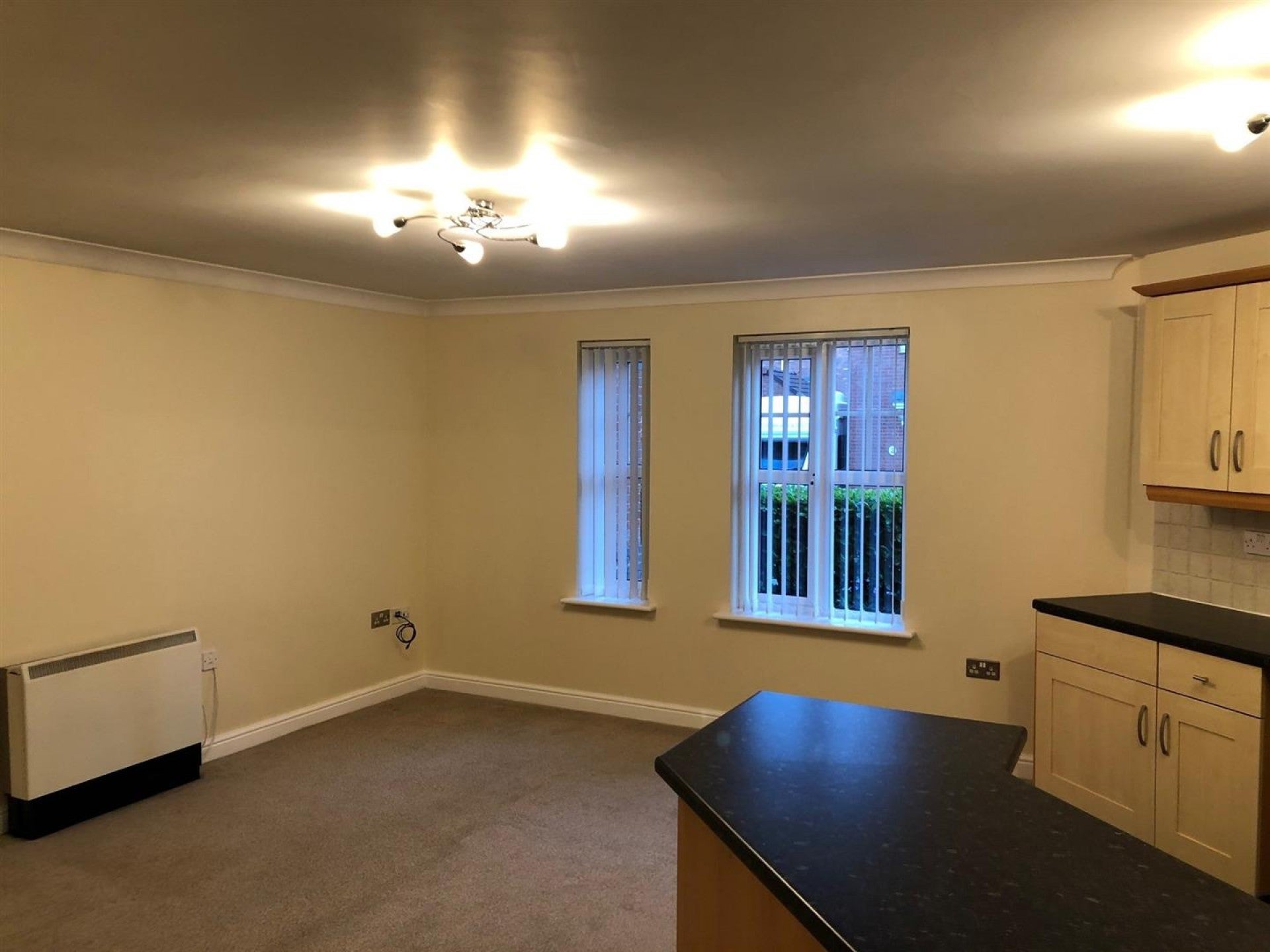 Flat Cromwell Avenue in Tameside