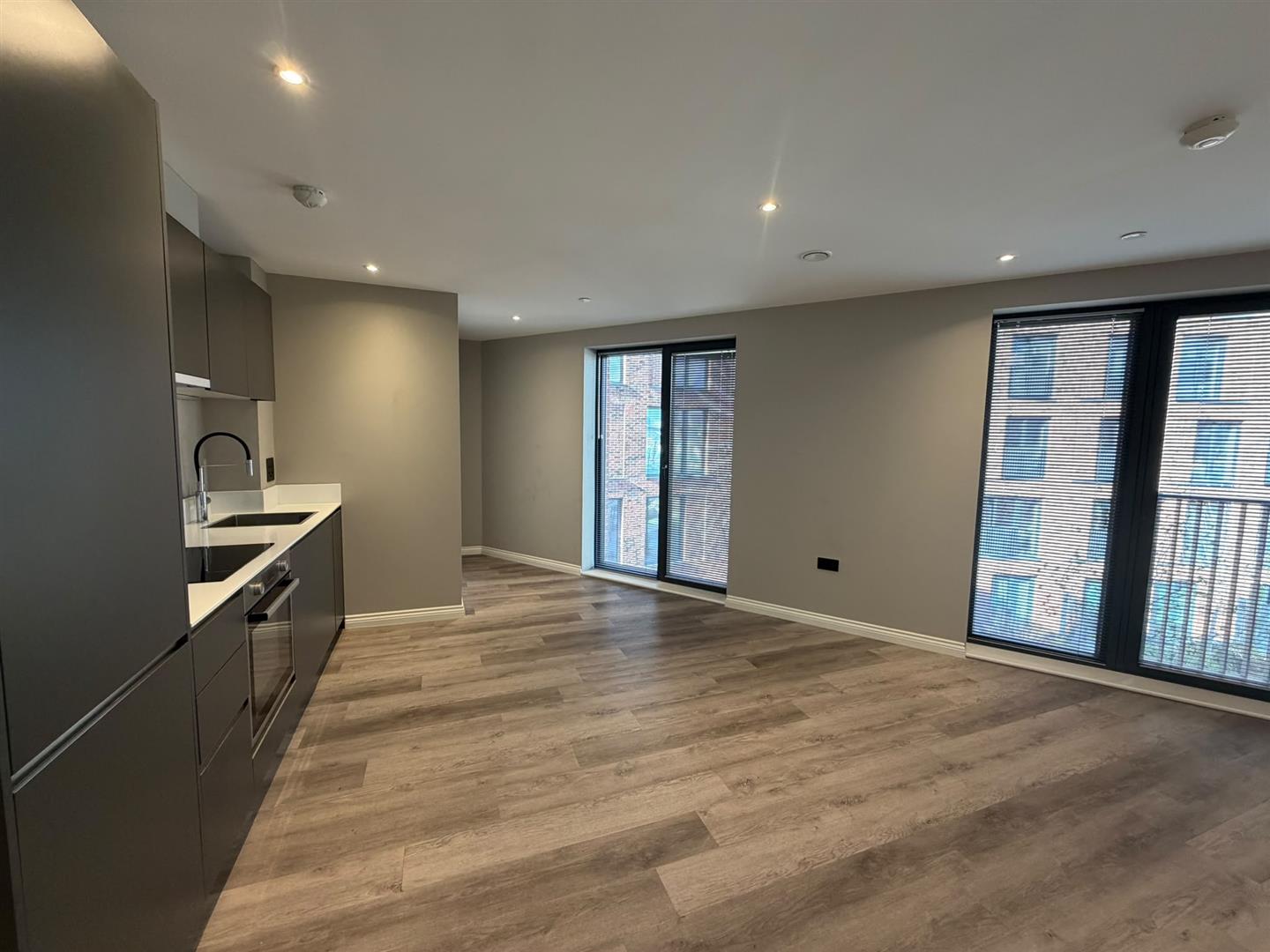 Flat Springwell Road in Leeds