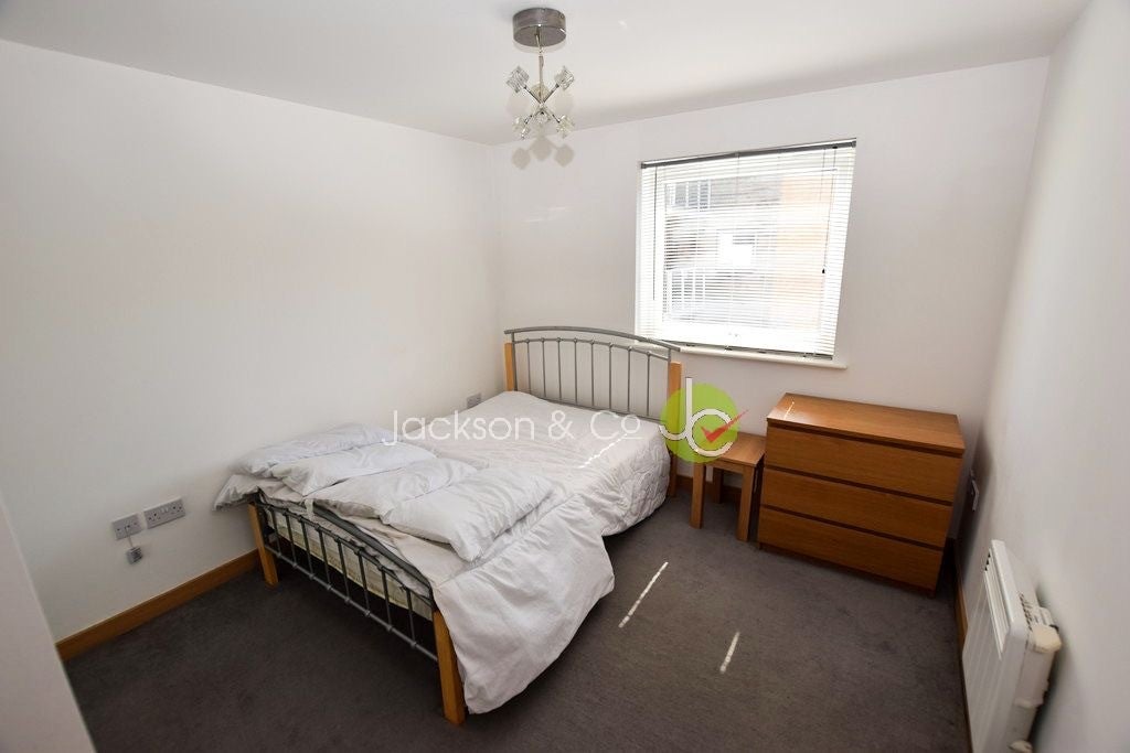 Flat Caelum Drive in Colchester