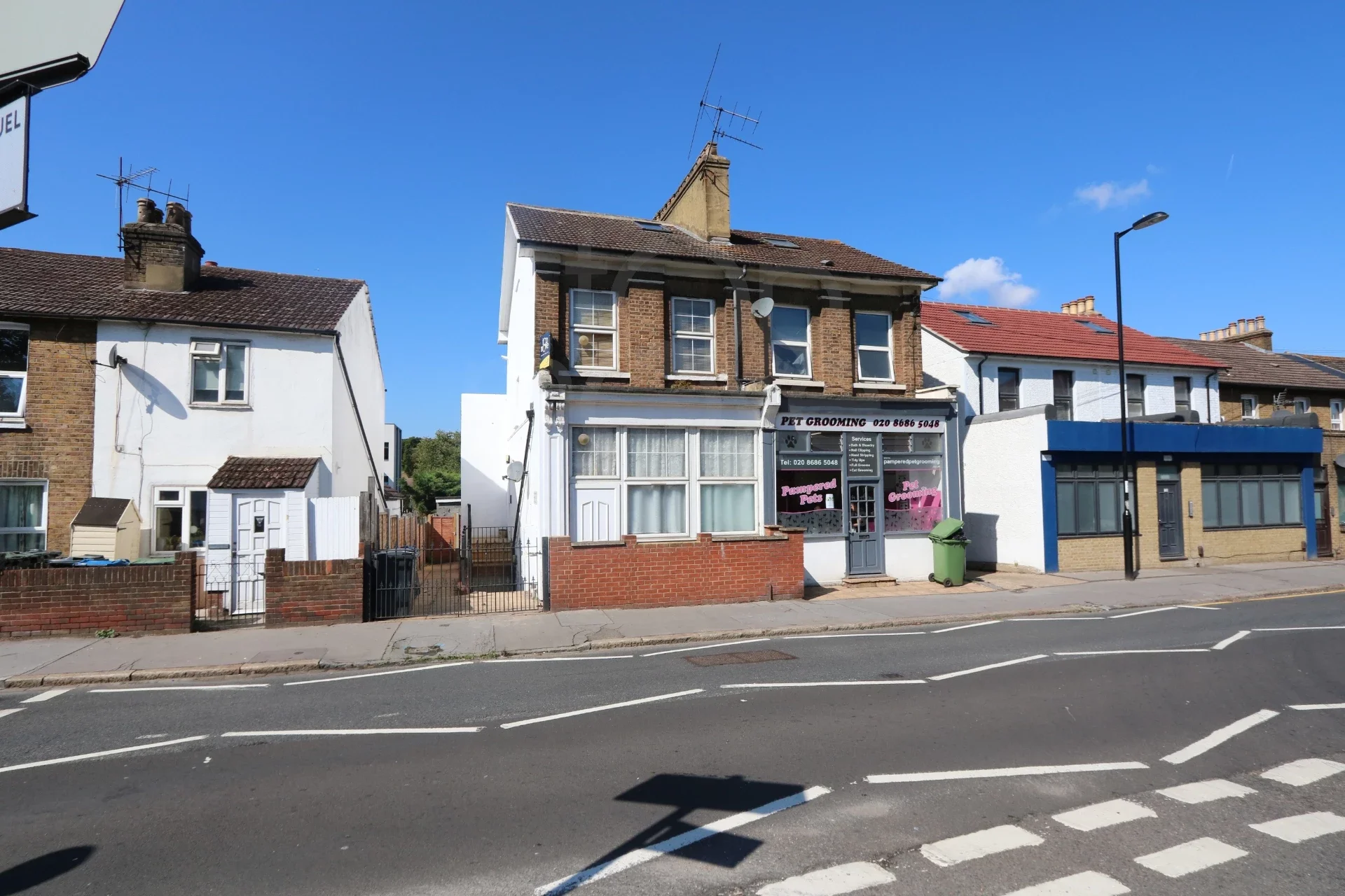 Flat Selsdon Road in Greater London
