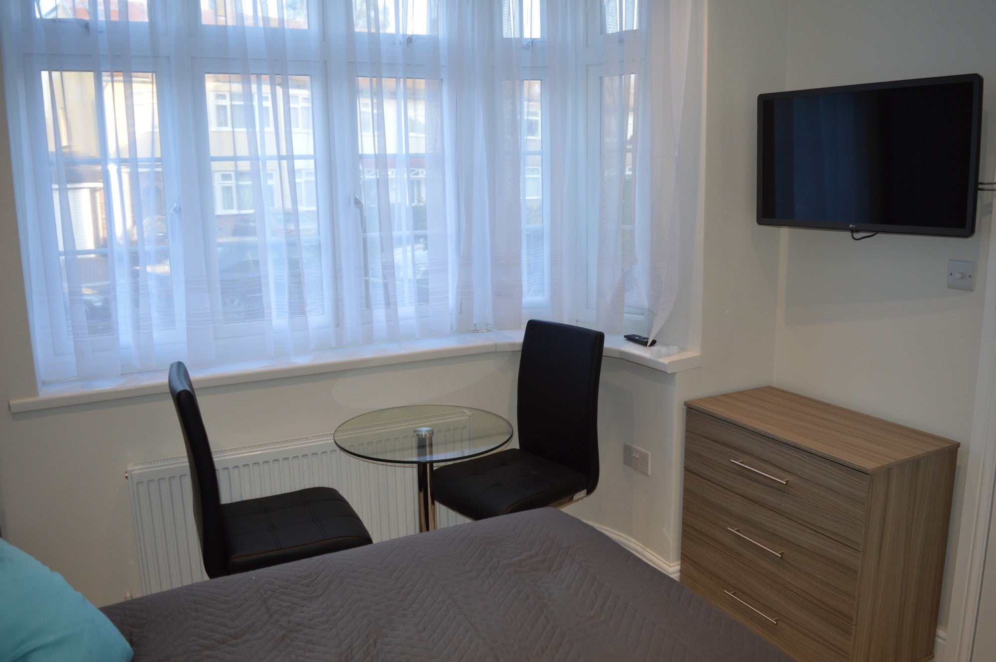 Room Yoxley Drive in Greater London