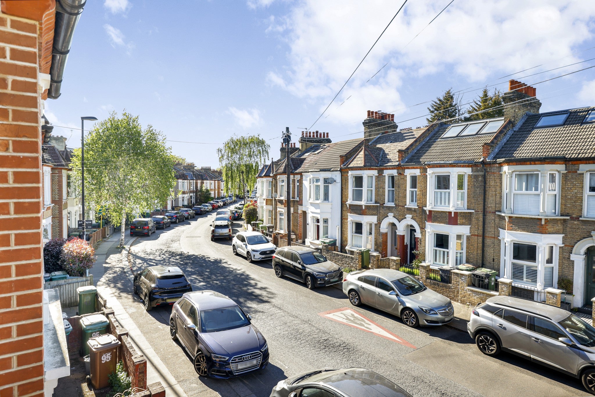Flat Fernbrook Road in Greater London