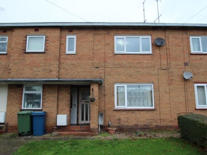 Flat East Close in Stone