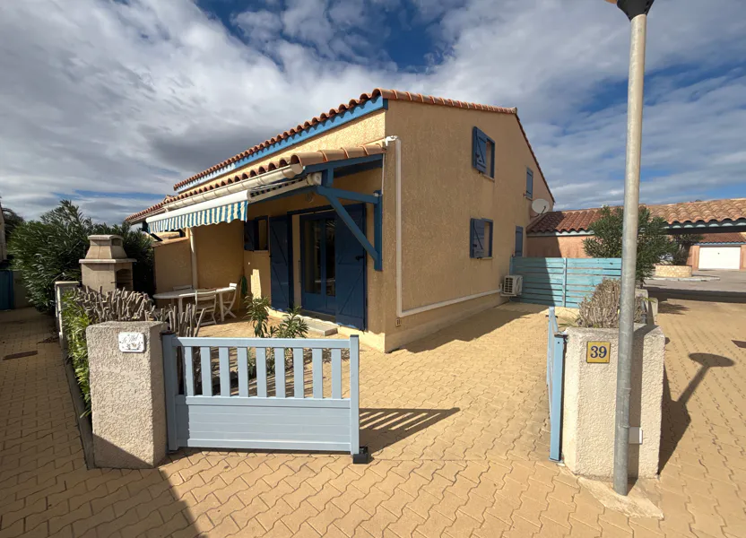 Flat Avenue de Las Illas in Sainte-Marie-la-Mer
