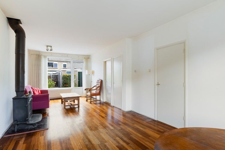 Tussenwoning te koop: van Halllaan 21, Nieuwegein