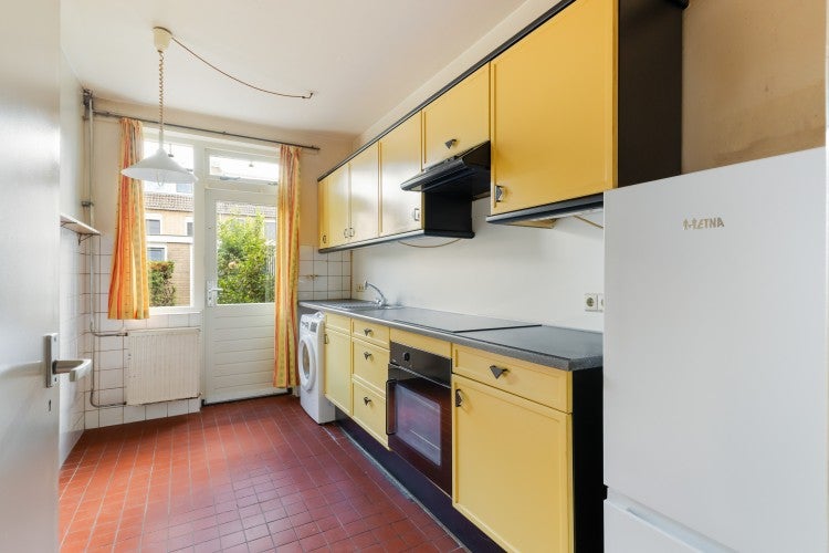 Tussenwoning te koop: van Halllaan 21, Nieuwegein
