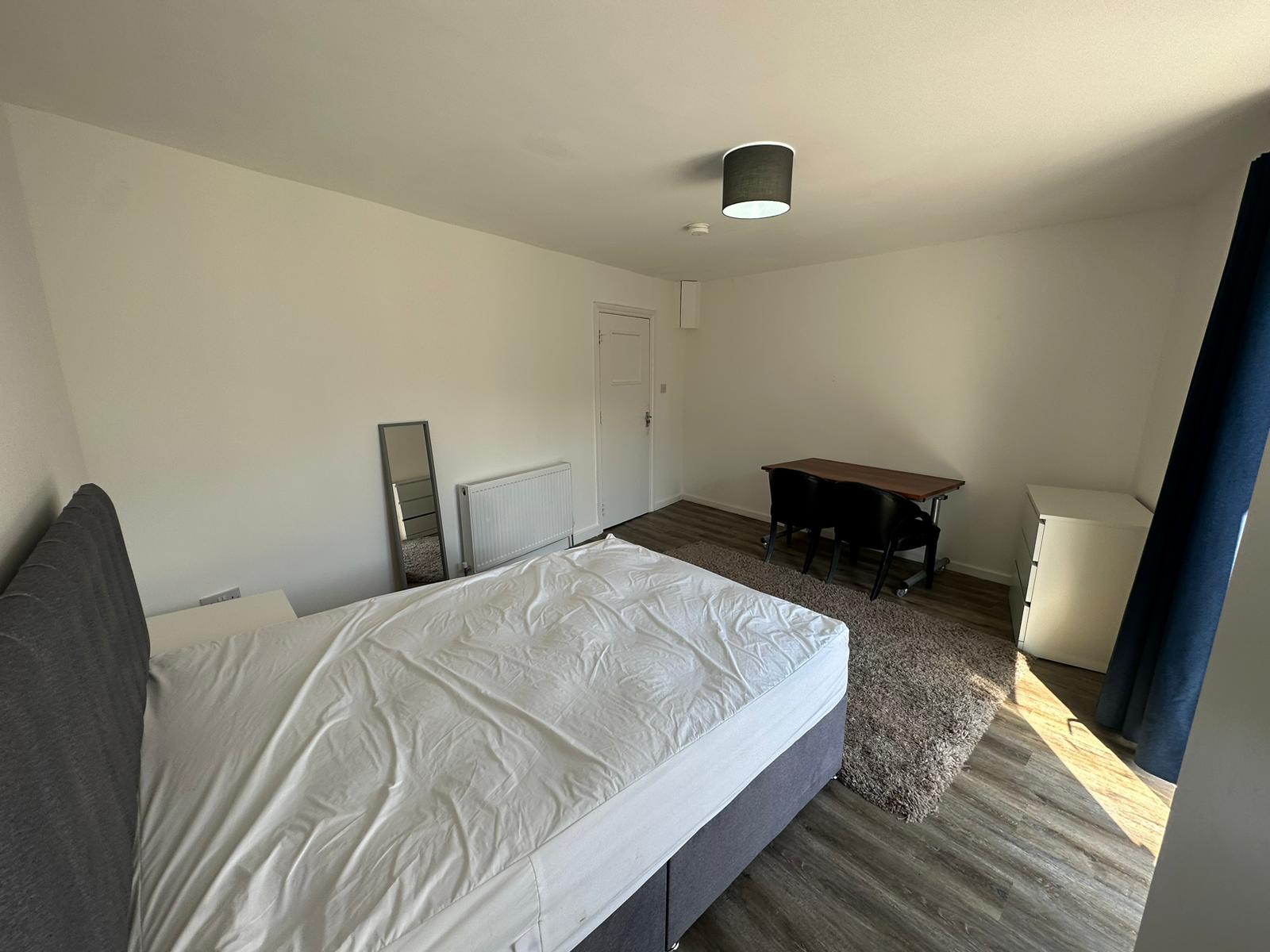 Room Camden High Street in Greater London