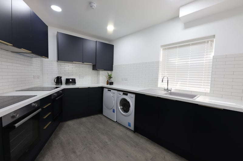 Room Manchester Road in Tameside