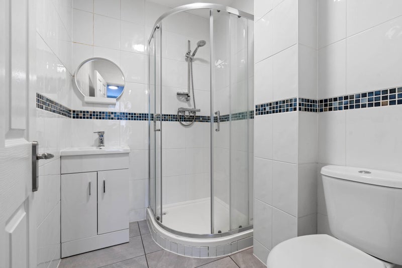 Flat Wyley Road in Coventry