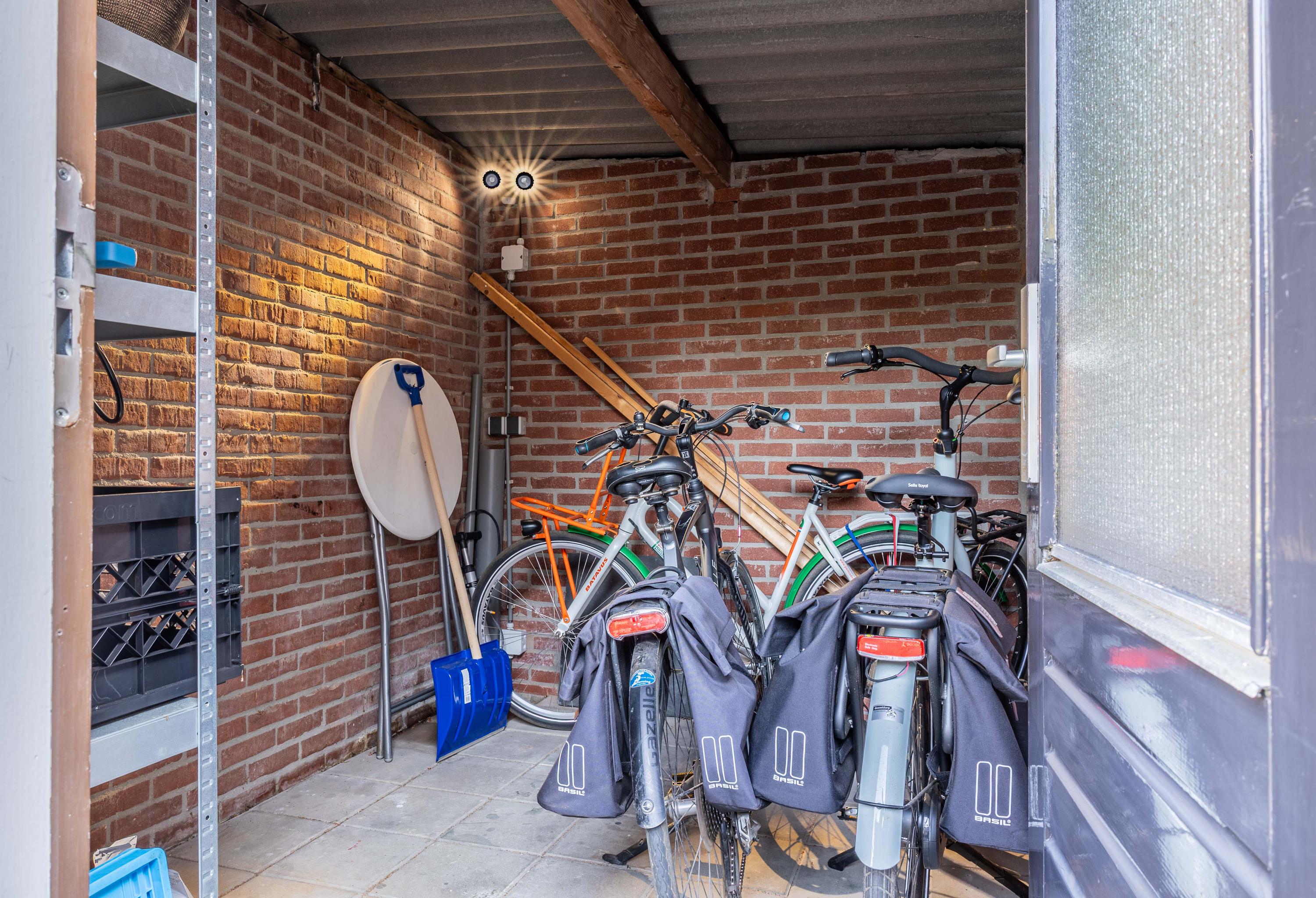 Tussenwoning te koop: Breughelhof 3, Lichtenvoorde