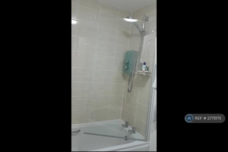 Room Wildfell Walk in Upton