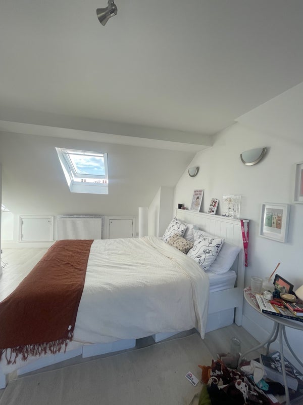 Room Beryl Road in Greater London