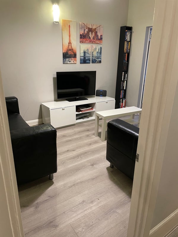 Room Sedgwick Road in Greater London