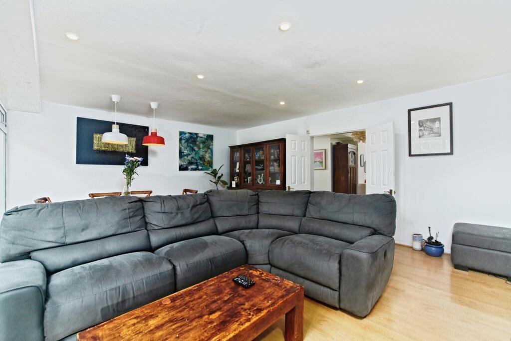 House Caroline Close in Greater London