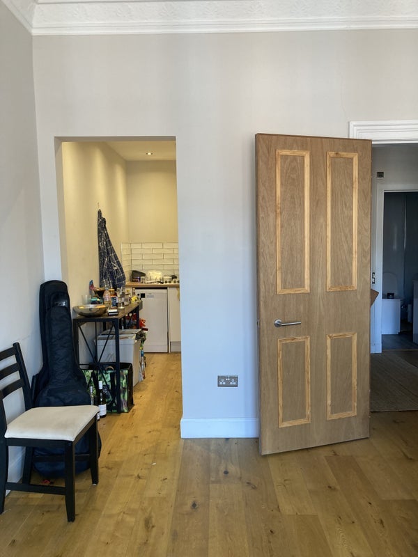 Room Westclyffe Street in Glasgow