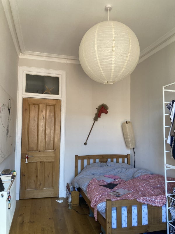 Room Westclyffe Street in Glasgow