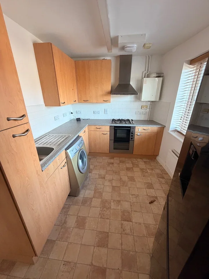 Flat Clarence Road in Windsor