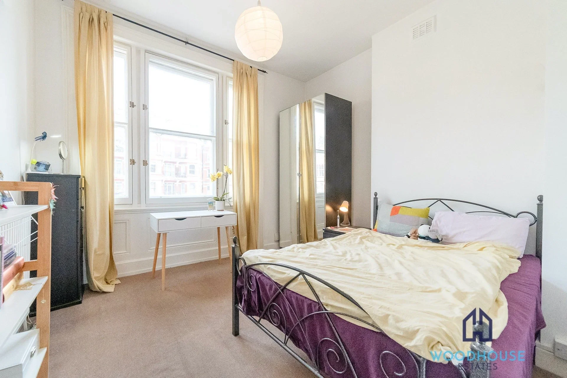 House Canfield Place in Greater London