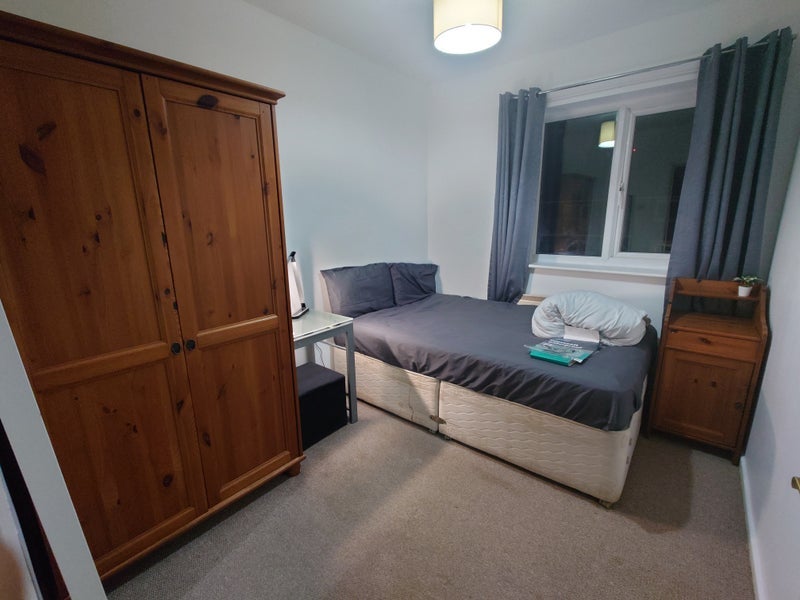 Room Lockett Gardens in Salford
