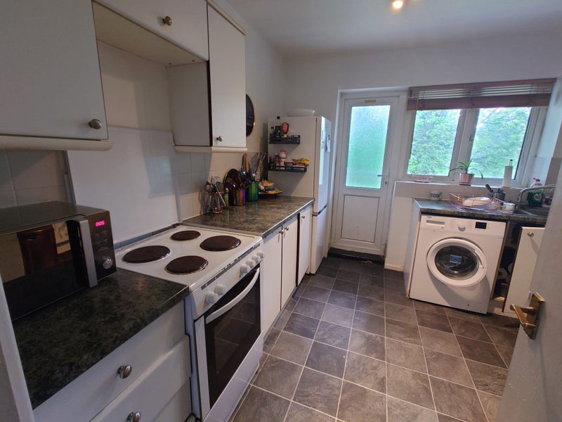Room Lockett Gardens in Salford