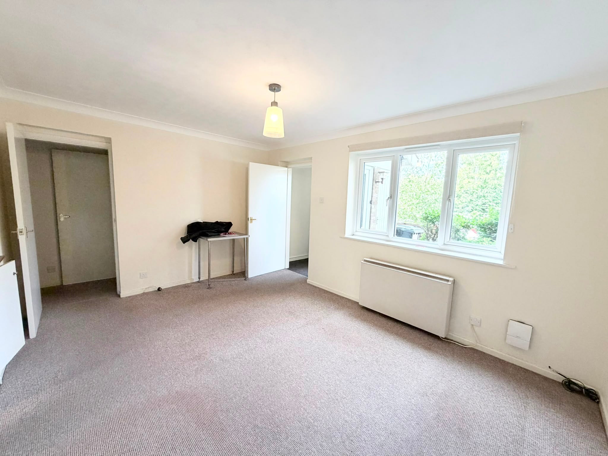 Flat Elm Road in Huntingdonshire