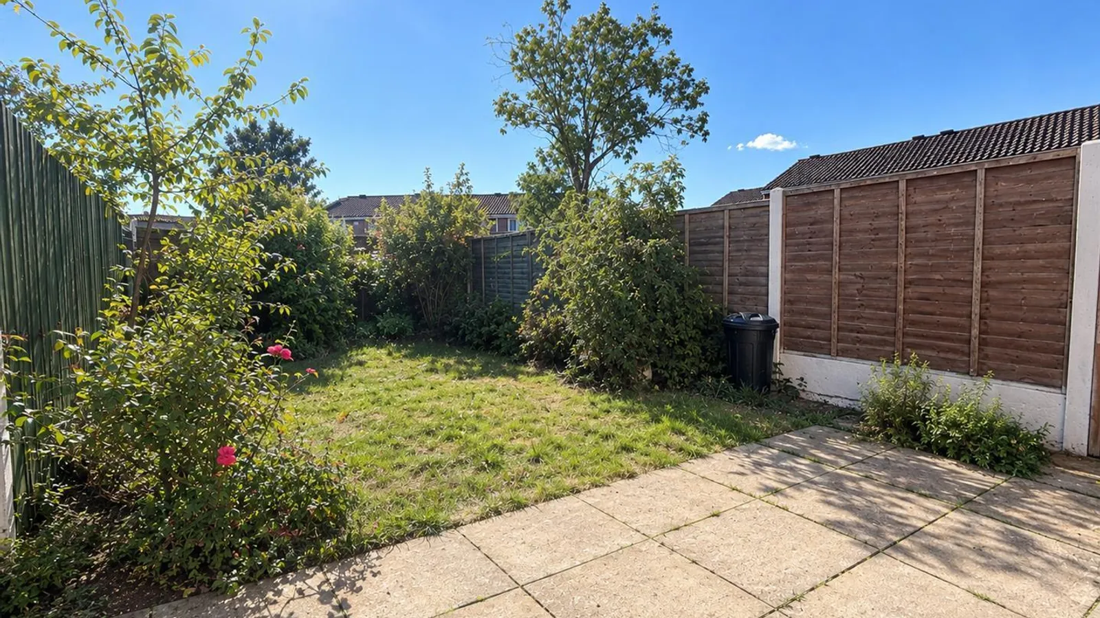 House Haslam Close in London