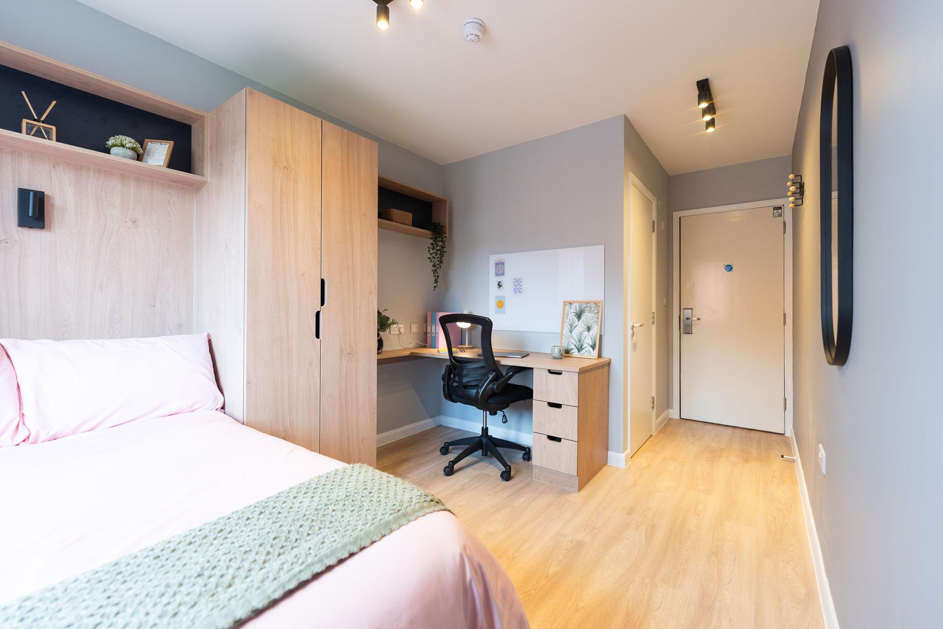 Room Midland Way in Nottingham