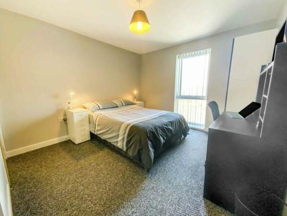 Flat Dennis Davison Place in Coventry