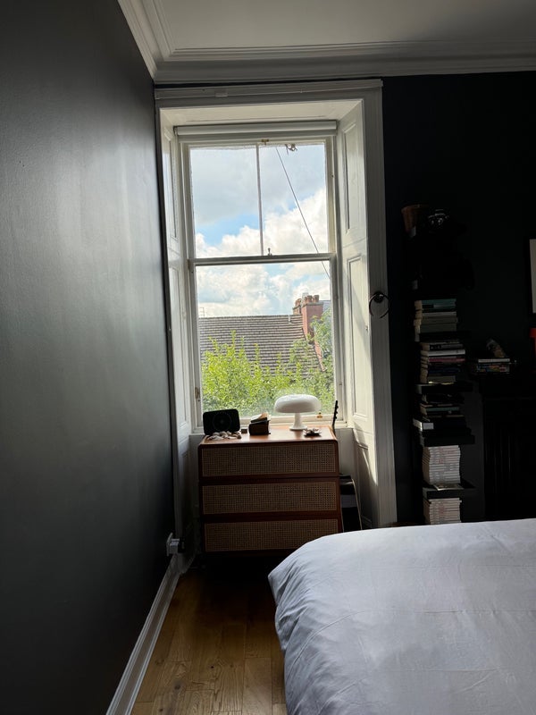 Room Partickhill Road in Glasgow