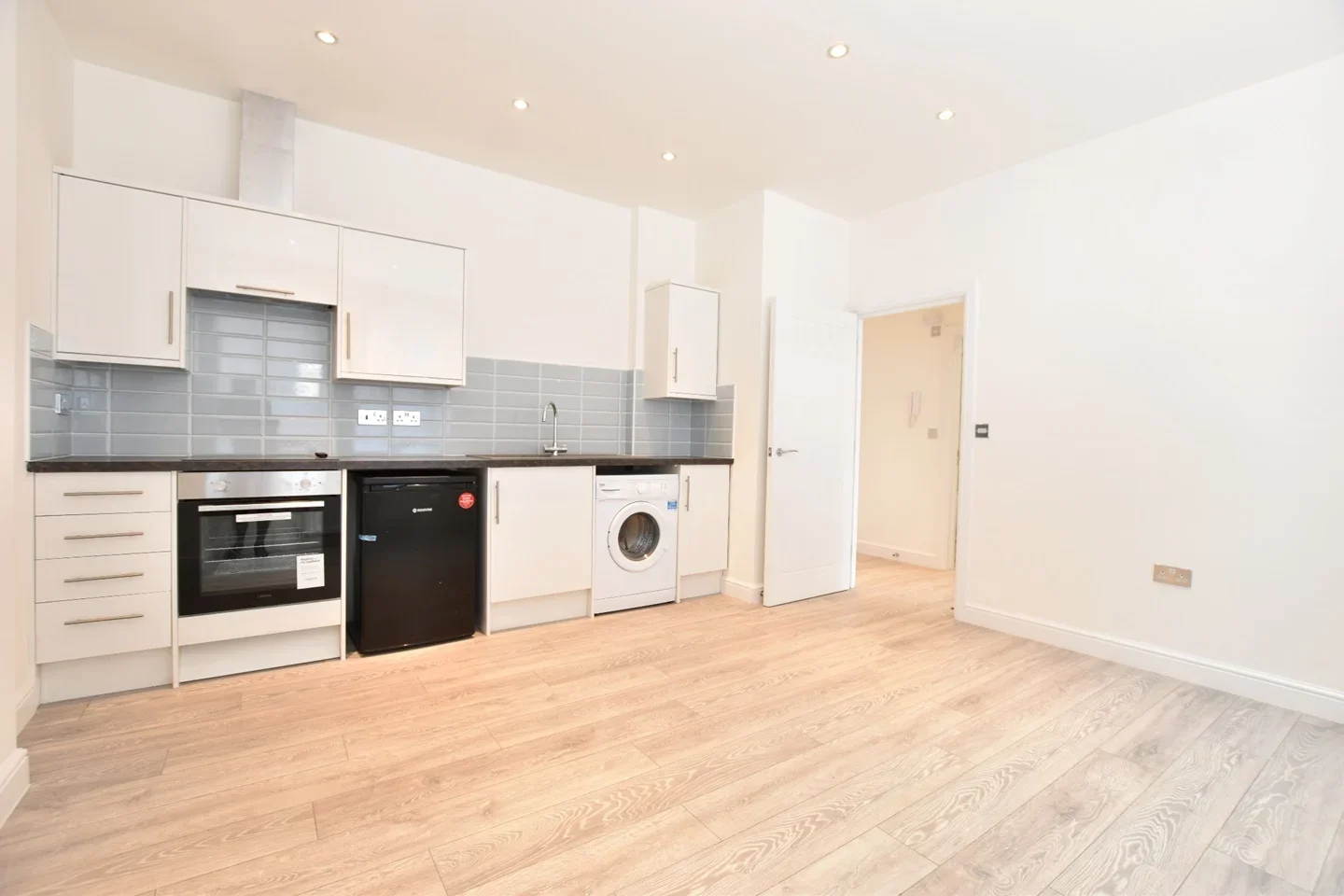 Flat Farley Hill in Luton
