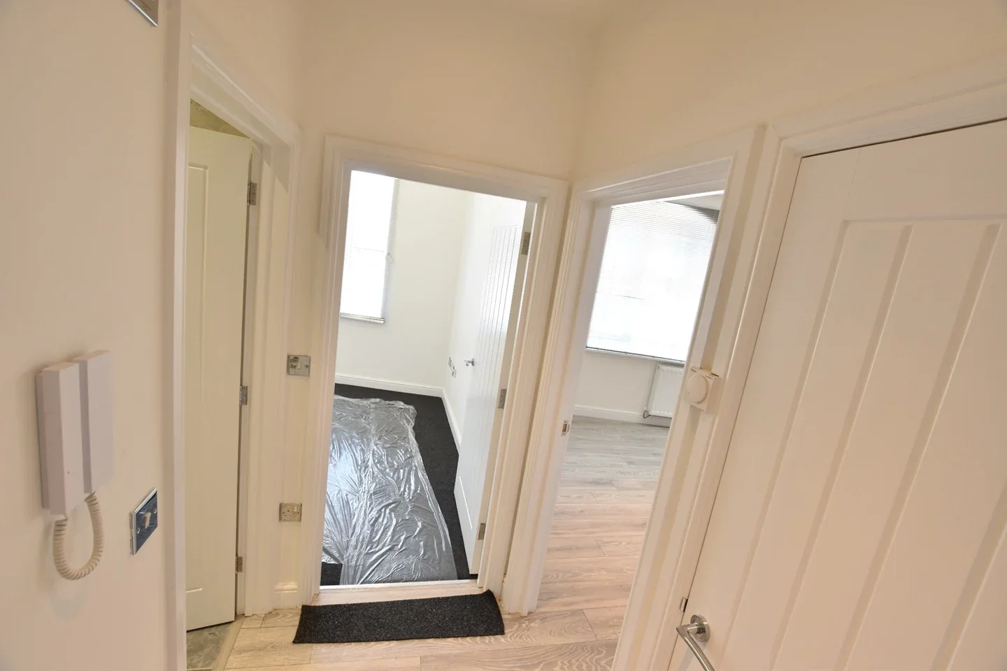 Flat Farley Hill in Luton