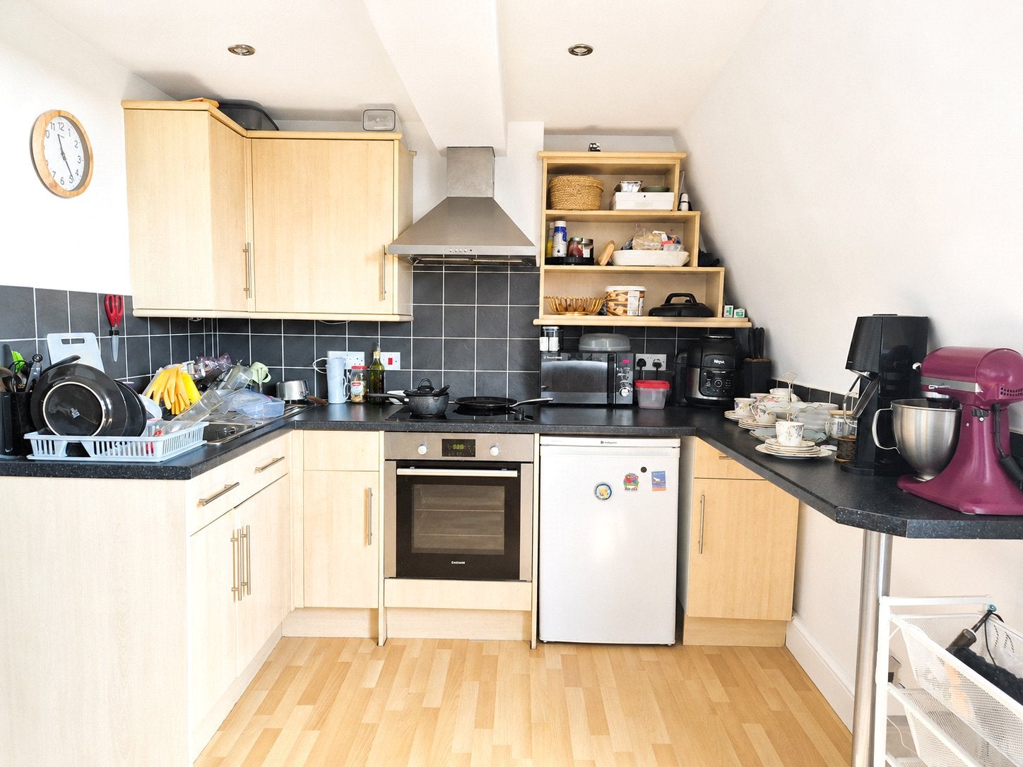 Flat Hadley Green in Greater London