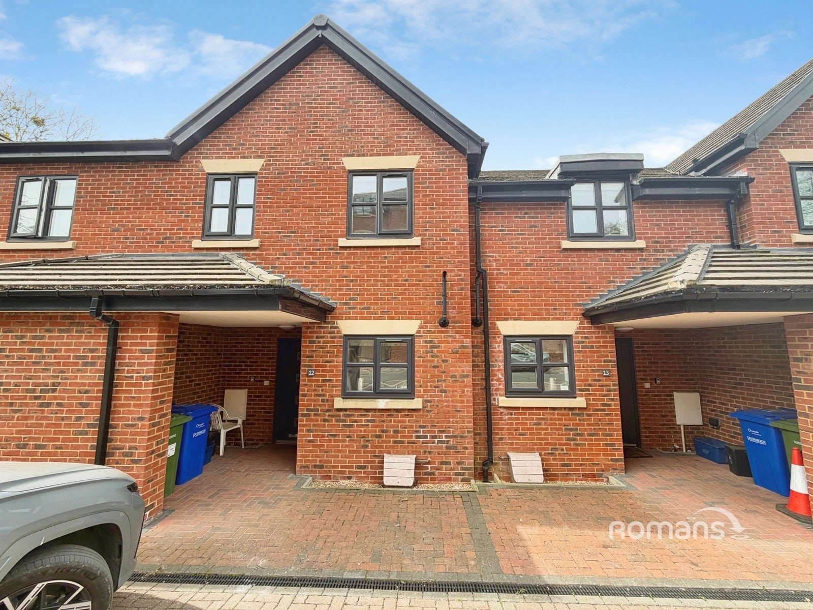 Flat Crescent Drive in Salford