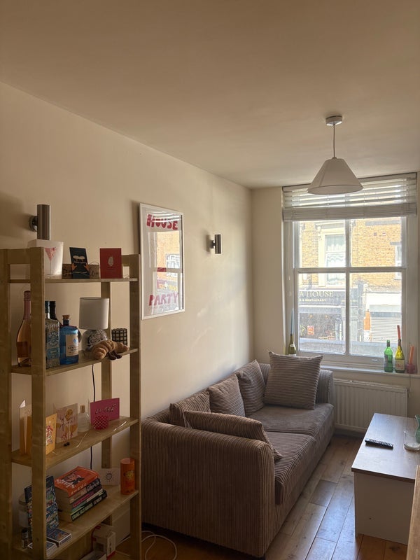 Room Hornsey Road in Greater London