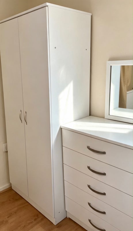 Room Park Lane in Greater London