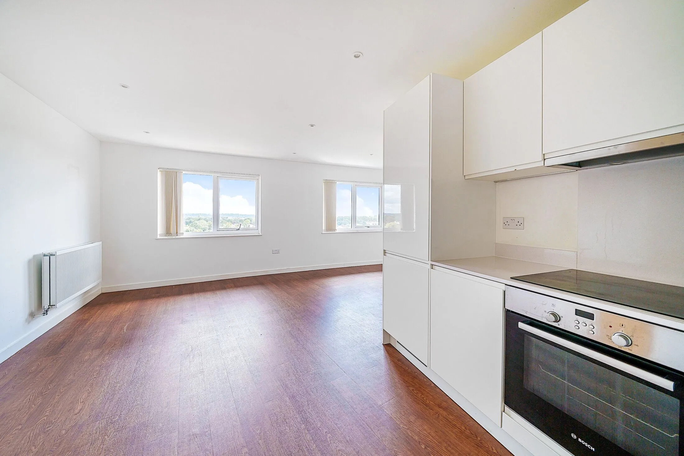 Flat Howard Road in Greater London